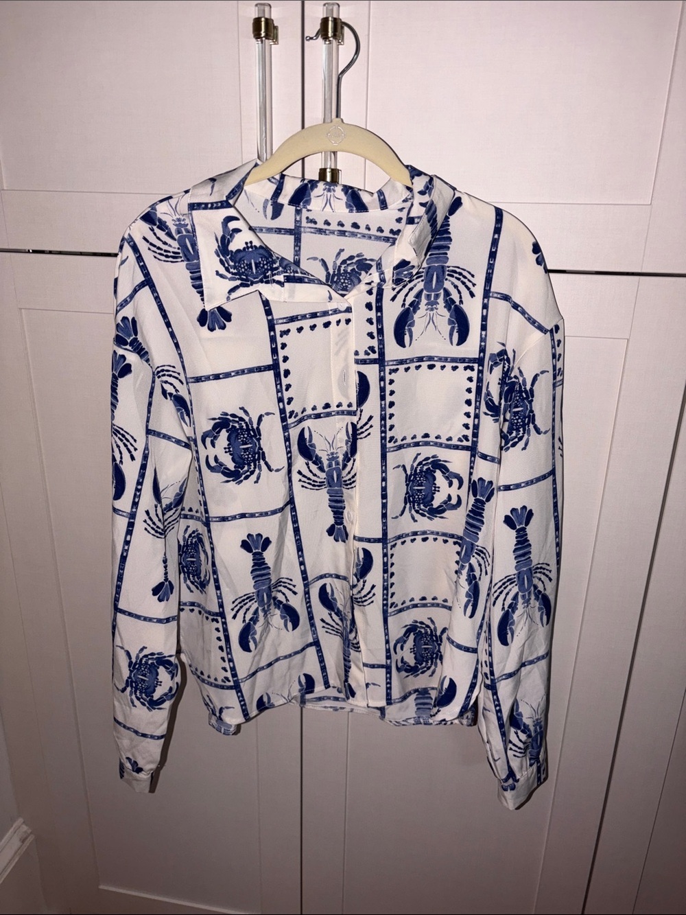 White Button-Up Shirt with Blue Lobster & Crab Print